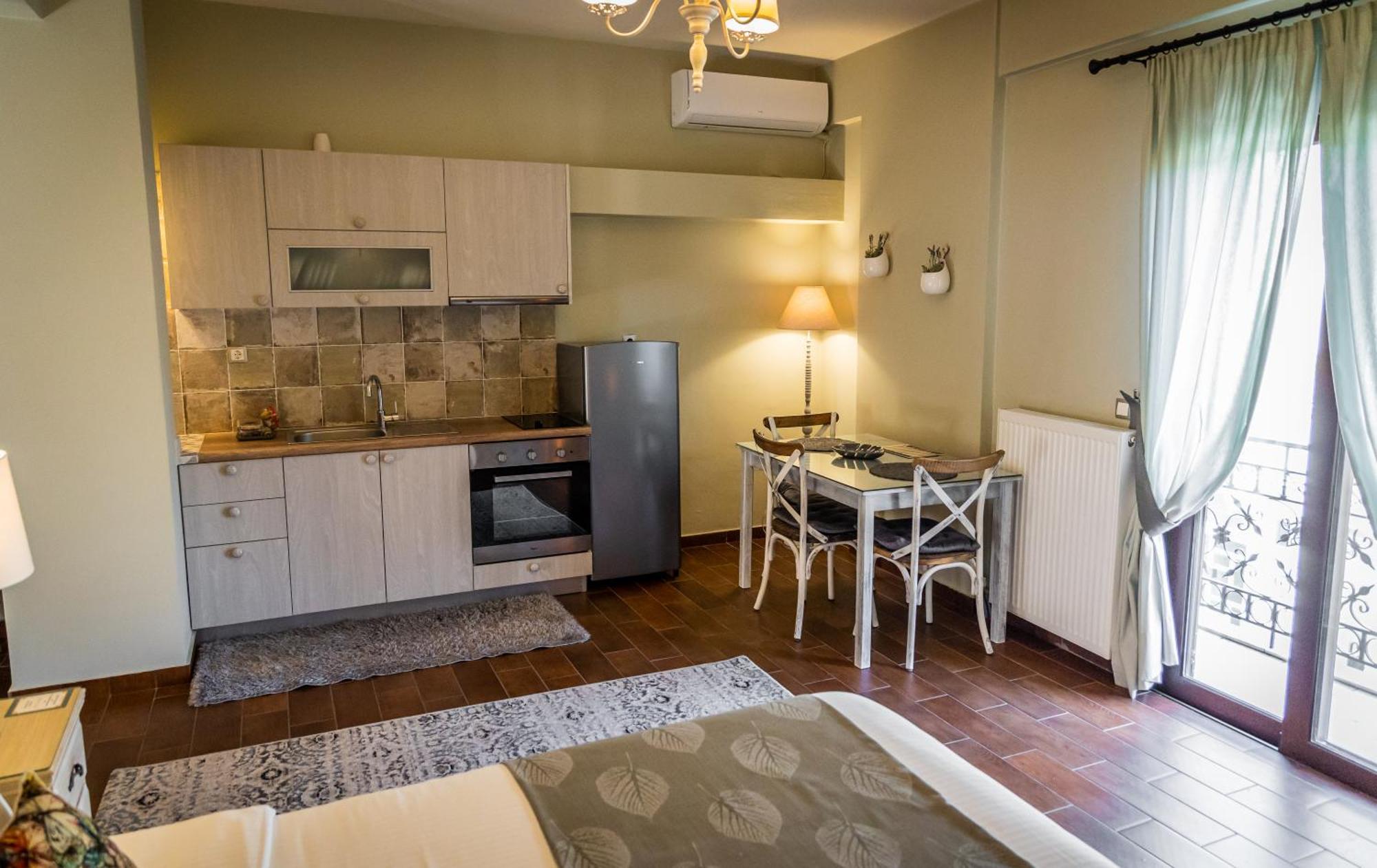 Apartment Maron ιι με τζάκι *